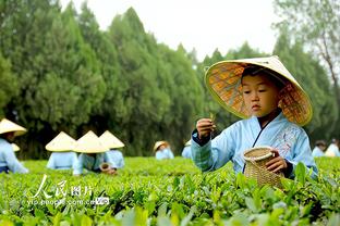 东体谈足协准入：广州队负责人非常焦急，多次向广州市体育局求救